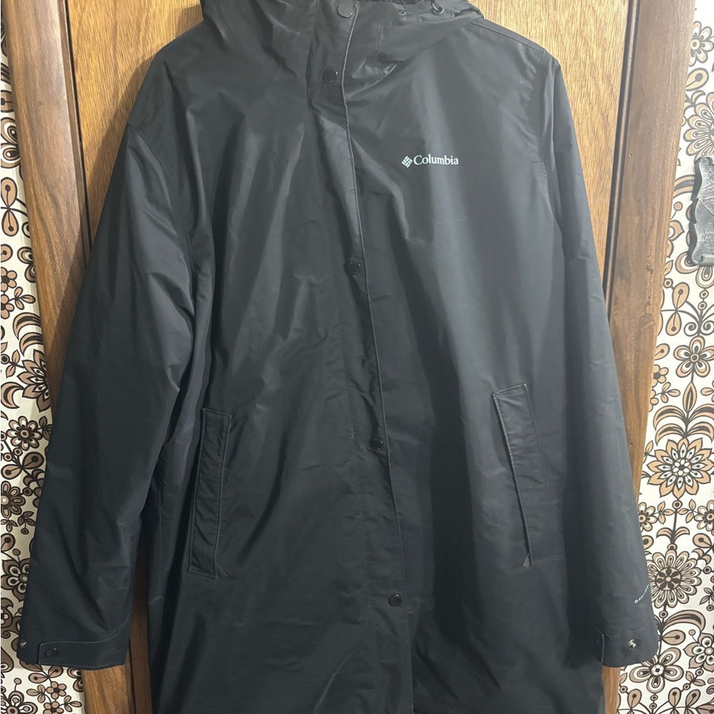 Columbia Black Hooded Omni-Tech Mid-Length winter coat